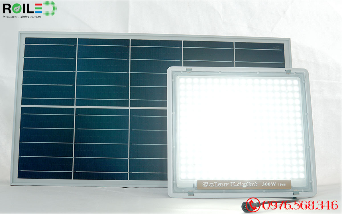 Đèn pha năng lượng mặt trời 300W cao cấp Roiled - RN300W